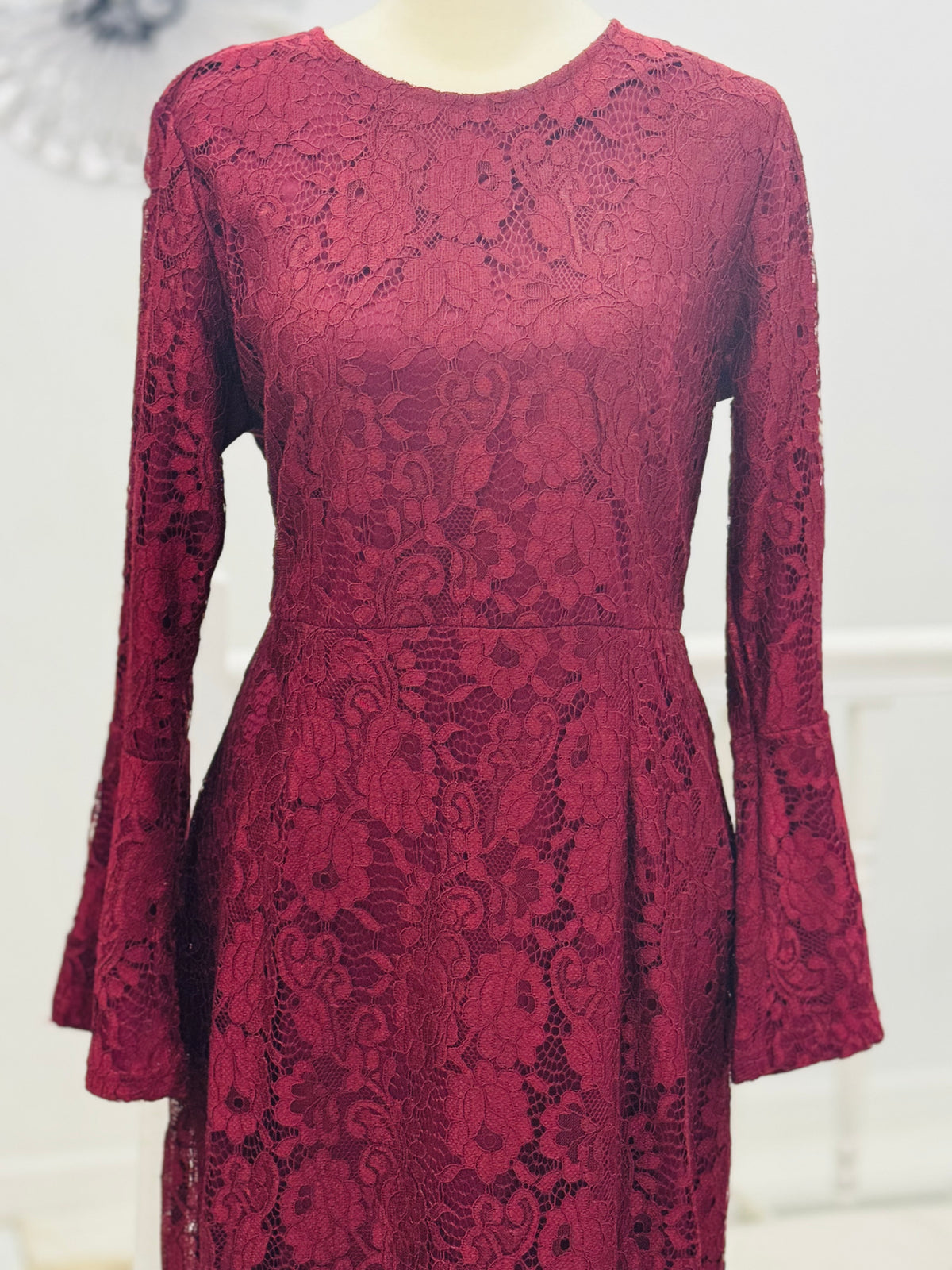 Rimsha Lace Abaya