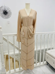 Aaila Abaya