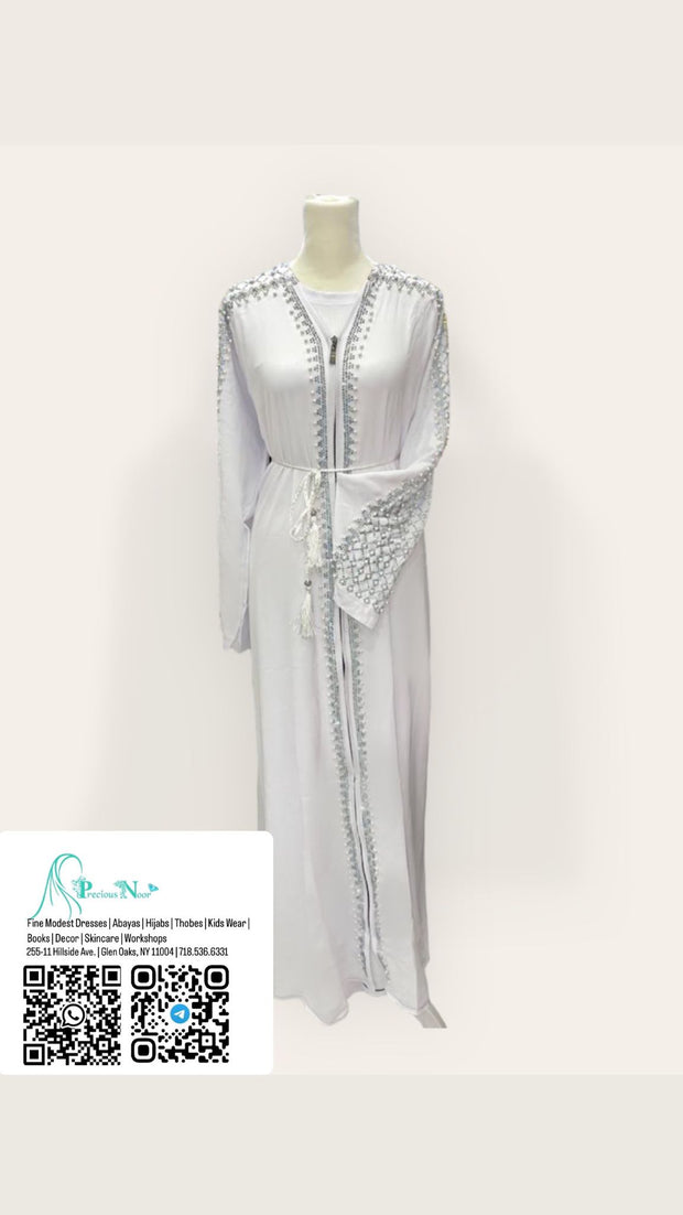 Luna Abaya